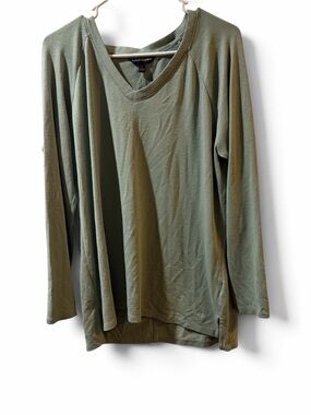 Banana Republic V Neck Tunic Top Sage Green Long Sleeve Hi Low Hem Large L